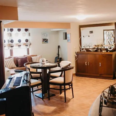 Obrava Kotroni Trikalon Apartment